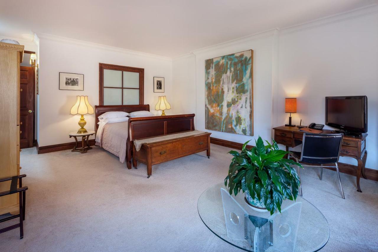 Affittacamere Manhattan Guest Suites 3*